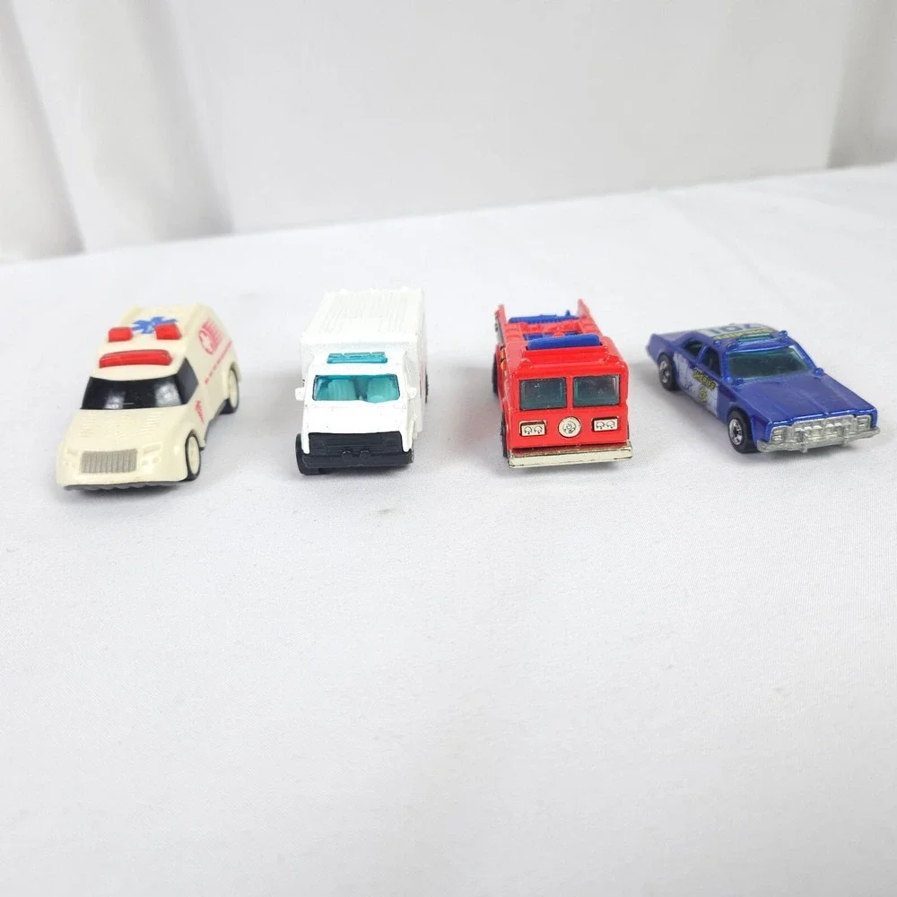 Vintage Hot Wheels Lot Sheriff‎ Firetruck Ambulance Diecast Cars